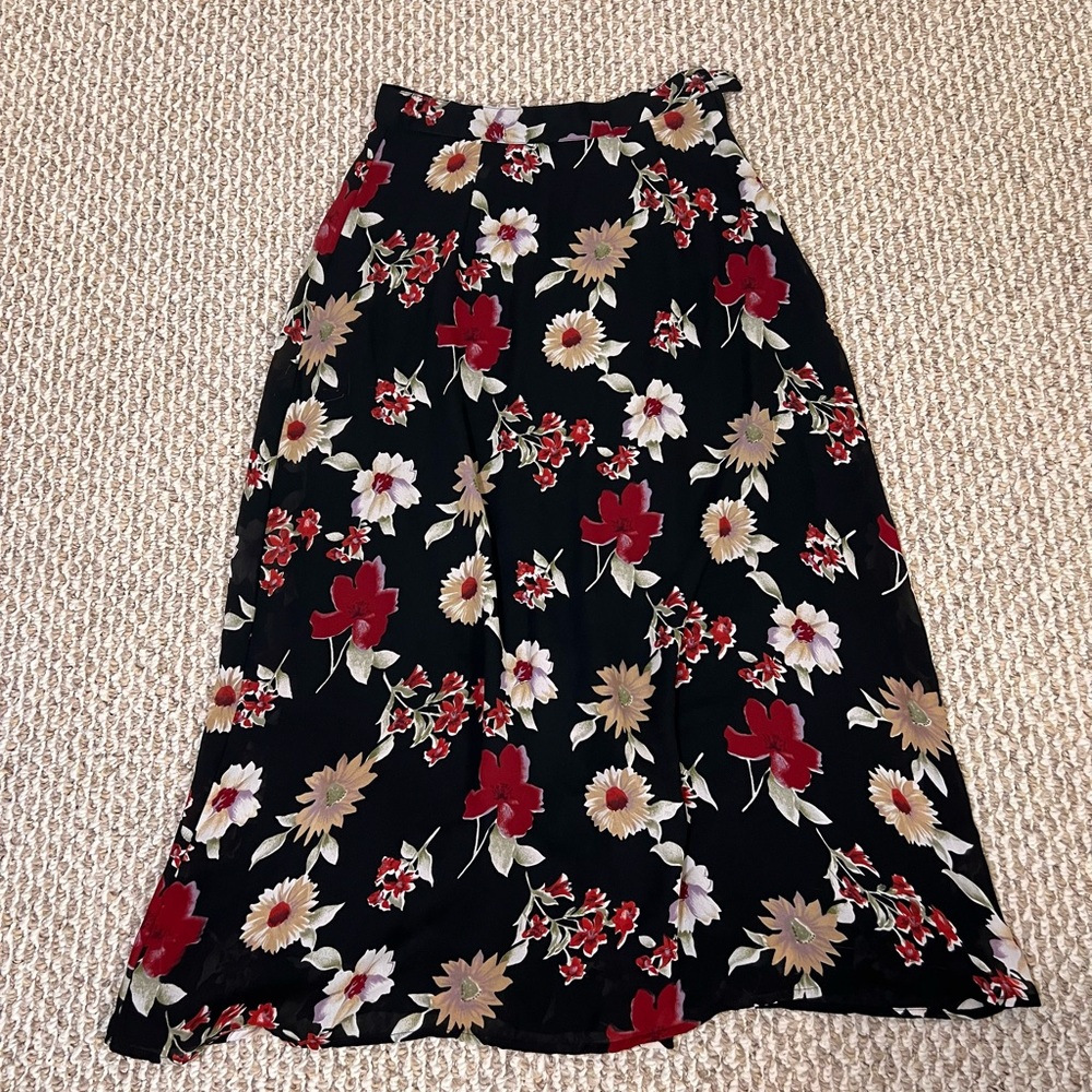 Petite Sophisticate Black Floral Midi Skirt Size 2 Goth Cottagecore Whimsigoth - Picture 3 of 15